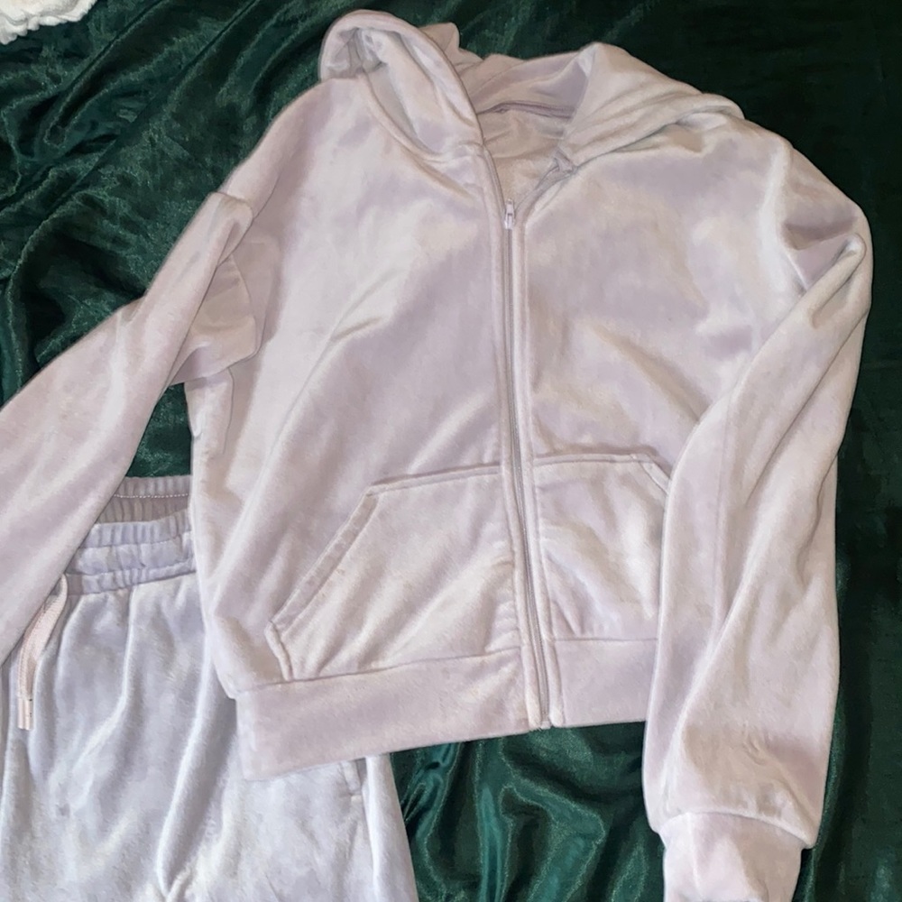 H&M tracksuit/sweatsuit. Lavender. Medium.